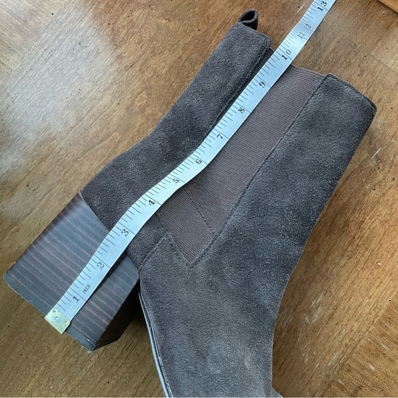 Blondo Selena Waterproof Chocolate Brown Suede Leather Chelsea Boots - Picture 10 of 12